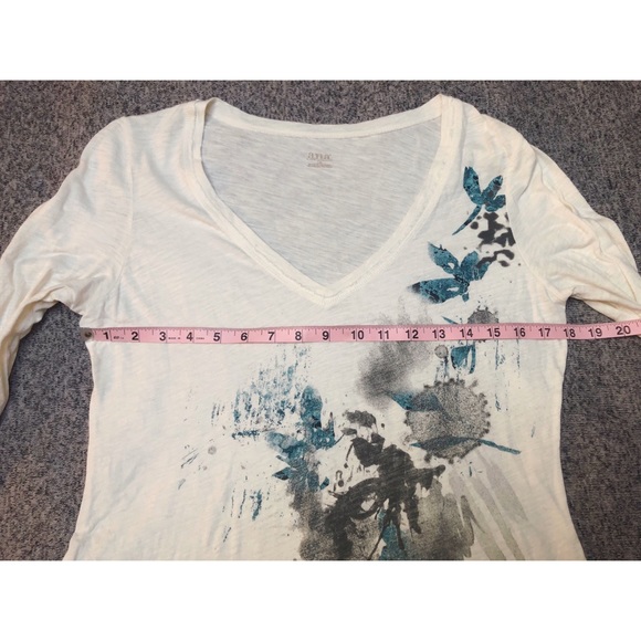 A.n.a Cream Long Sleeve Top Size Large - Picture 4 of 7